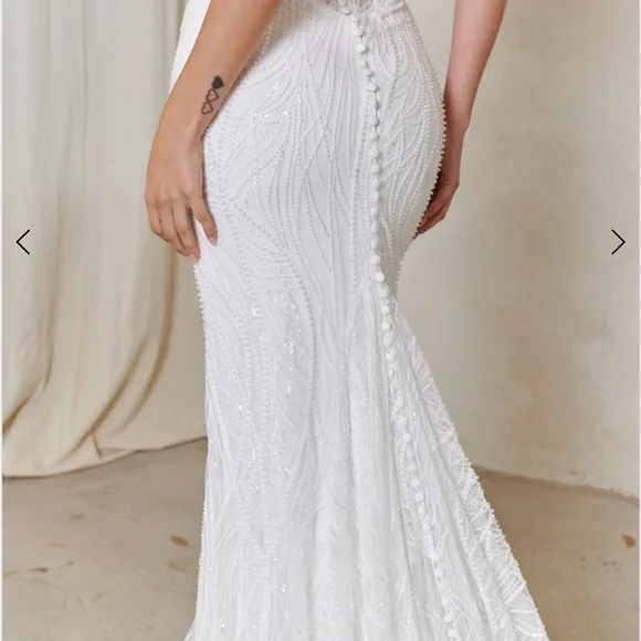 Ivory Corset Sleeveless Sweetheart Wedding GownBrand New